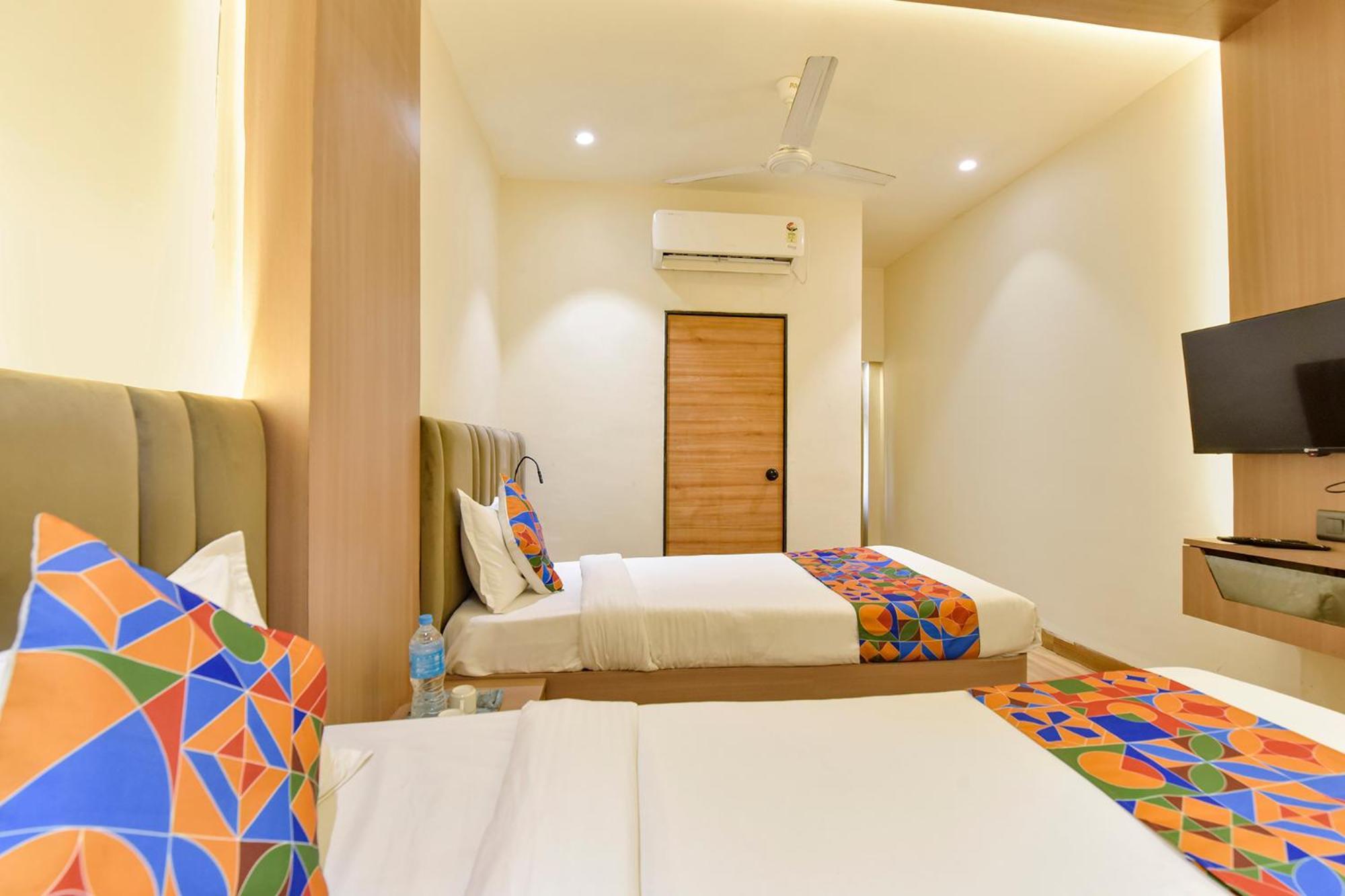 Fabhotel Kesar Индор Екстериор снимка